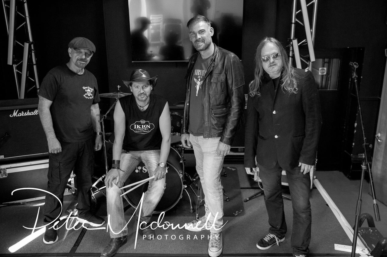 Group bnw studio